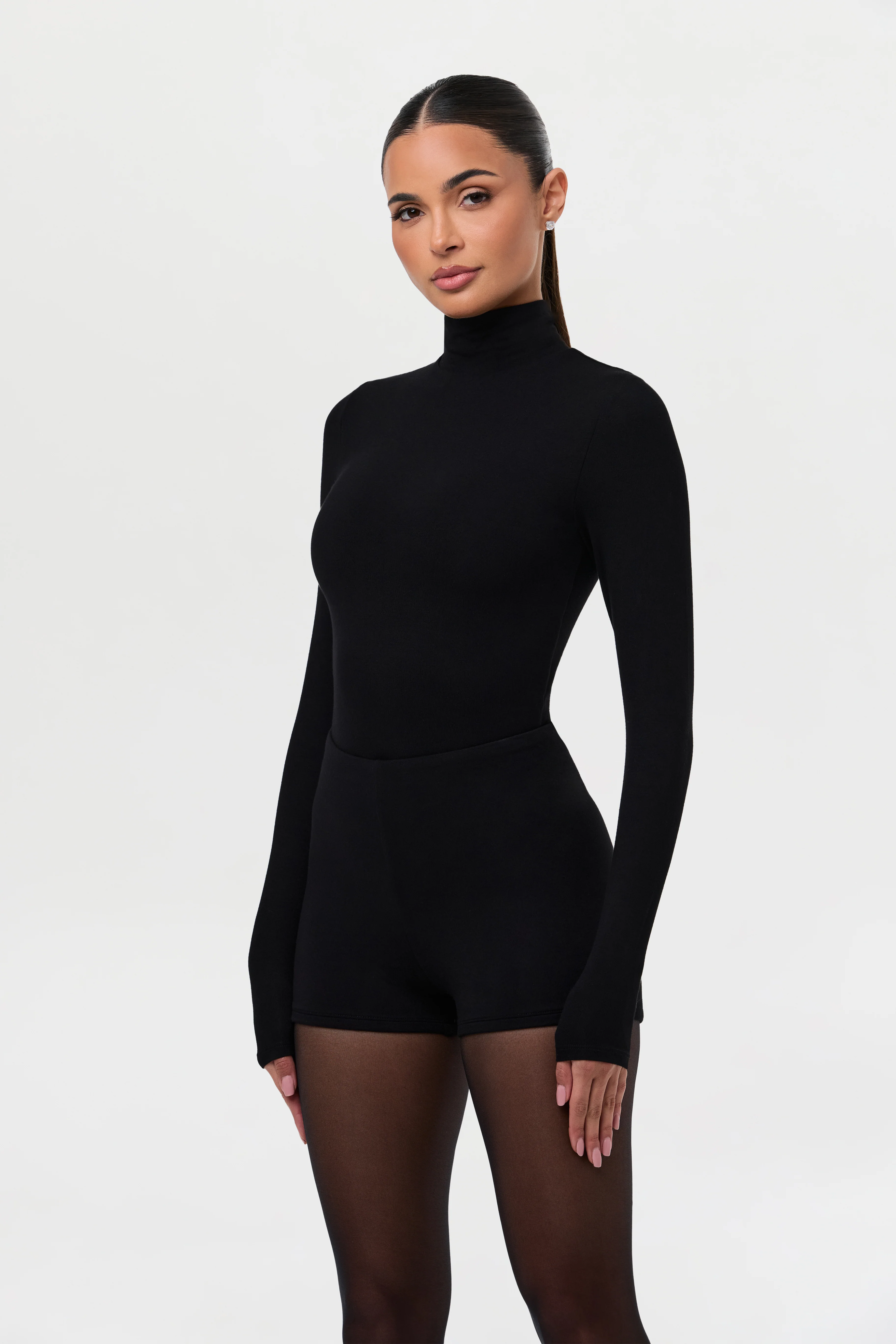 Butter Contour Hot Pants - Image 14