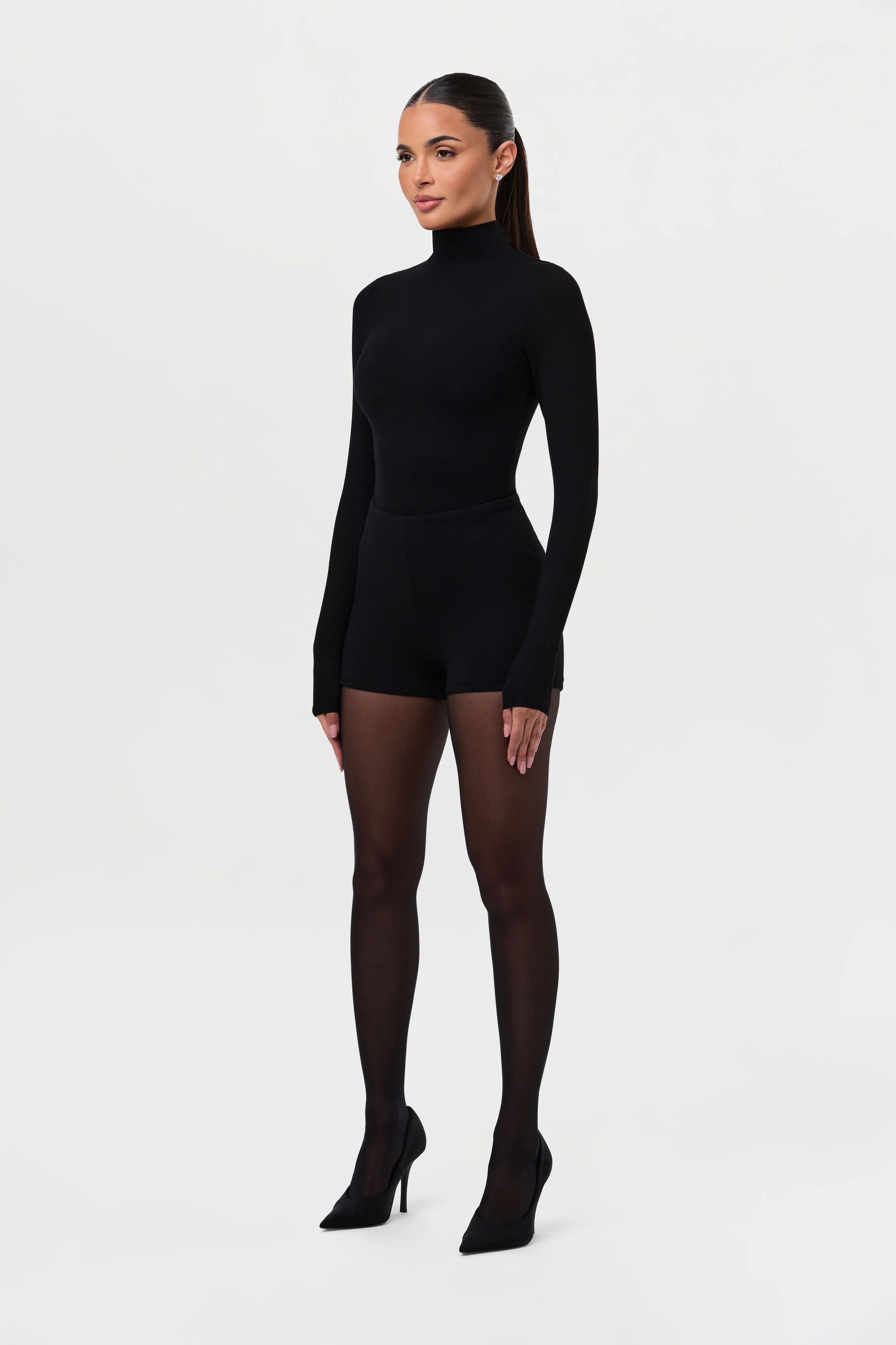 Butter Contour Hot Pants - Image 15