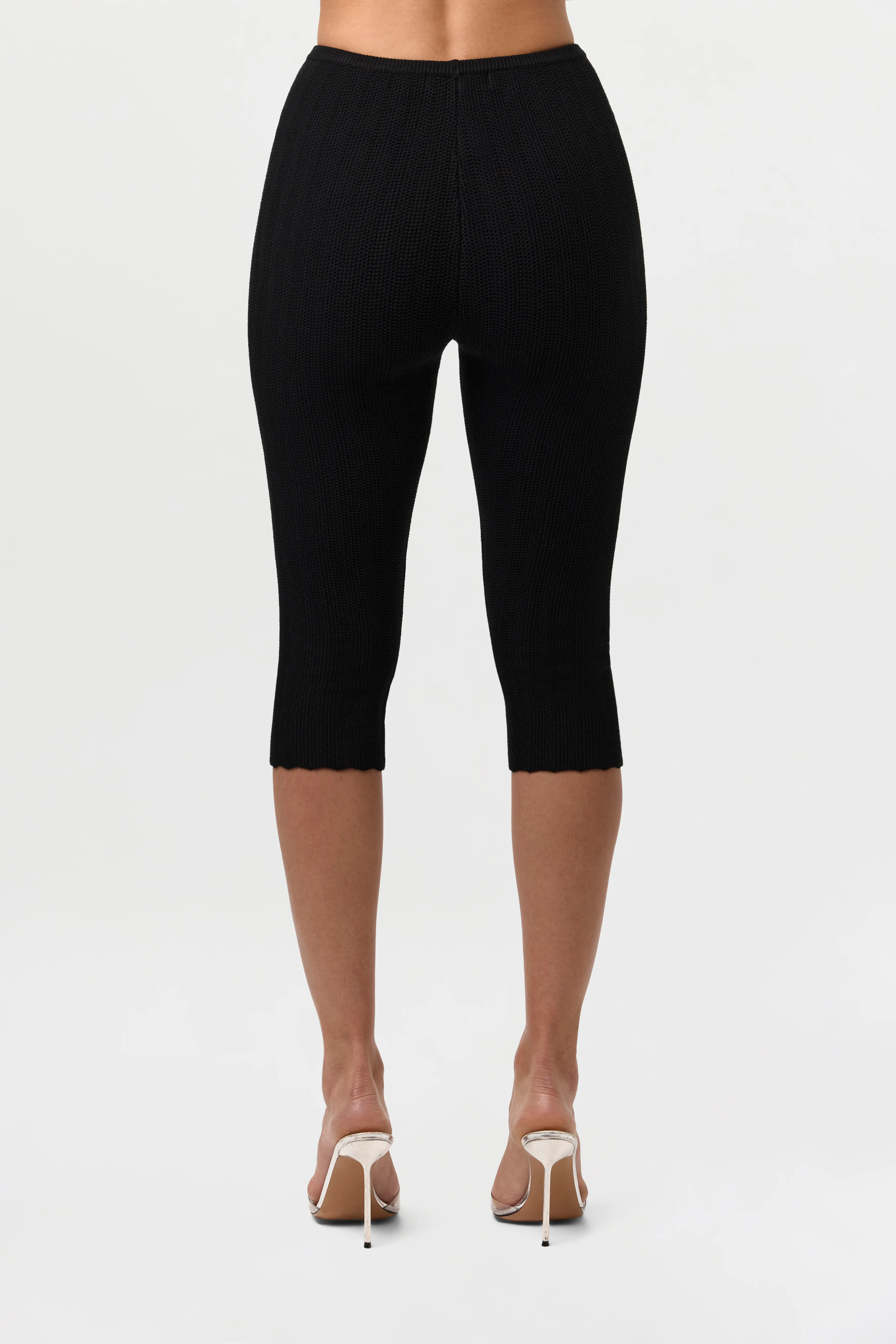 Knit Scallop Capri Leggings - Image 14