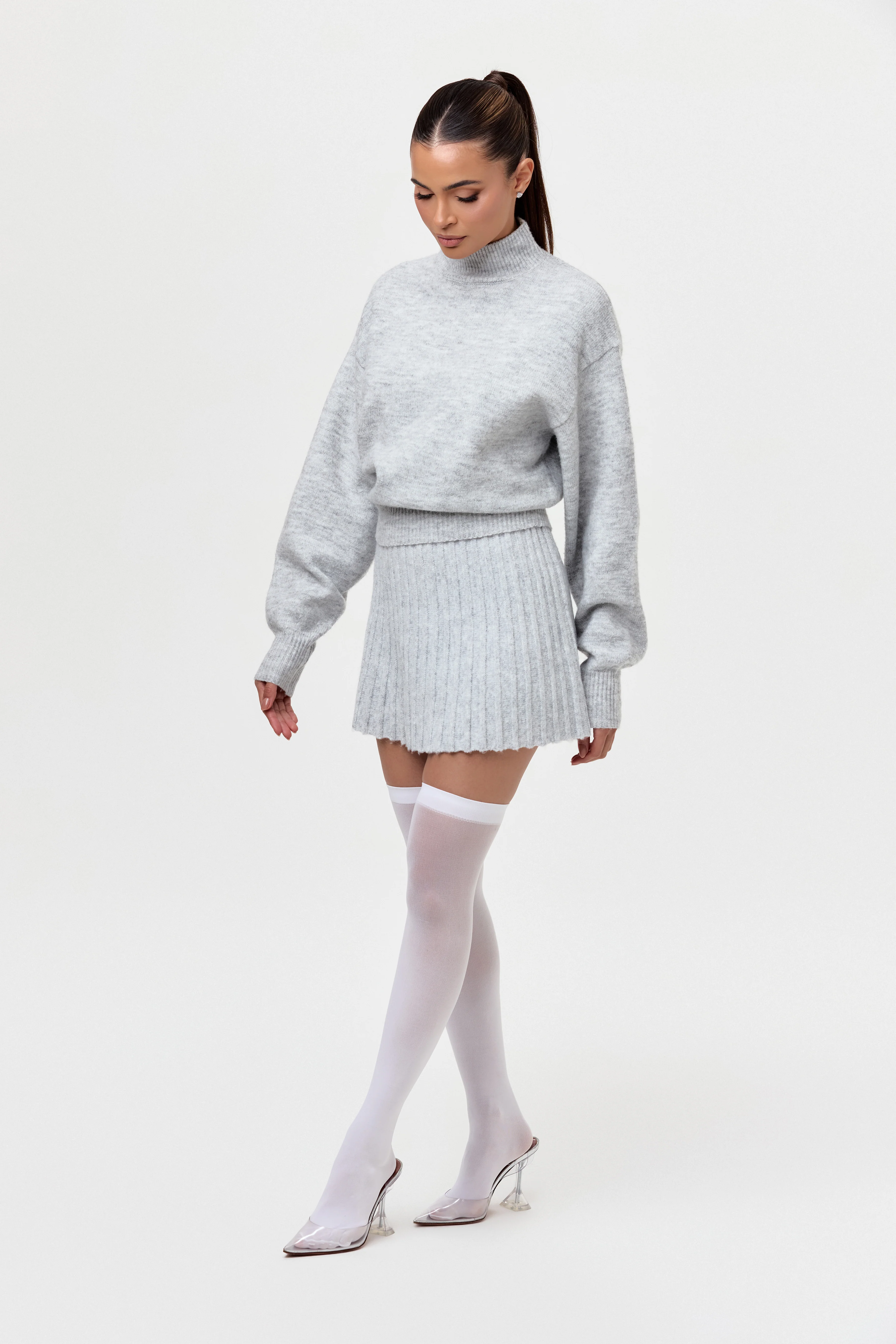 Pleated Knit Sweater Mini Skirt - Image 23