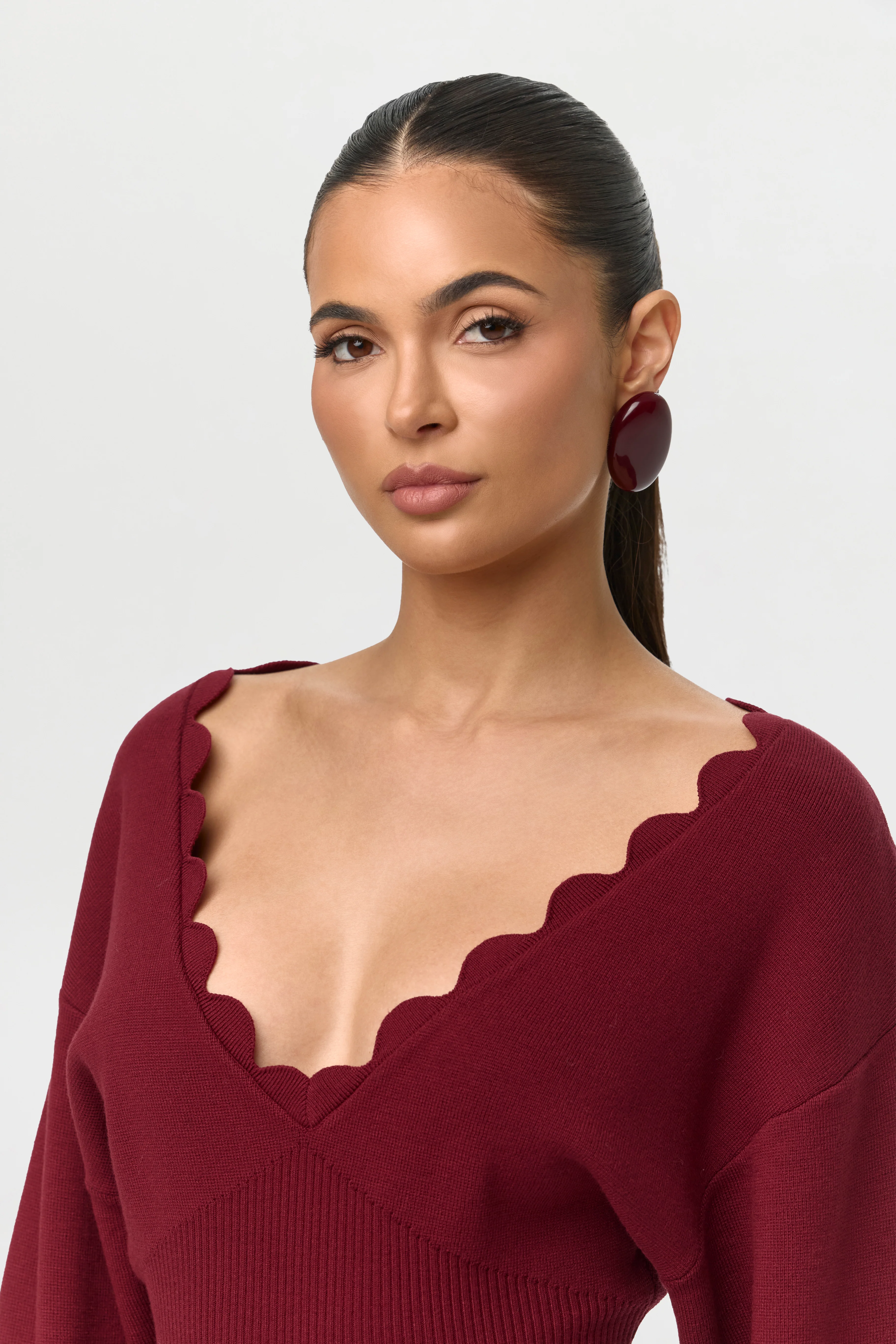 Ribbed-Knit V-Neck Scallop Sweater - Image 5