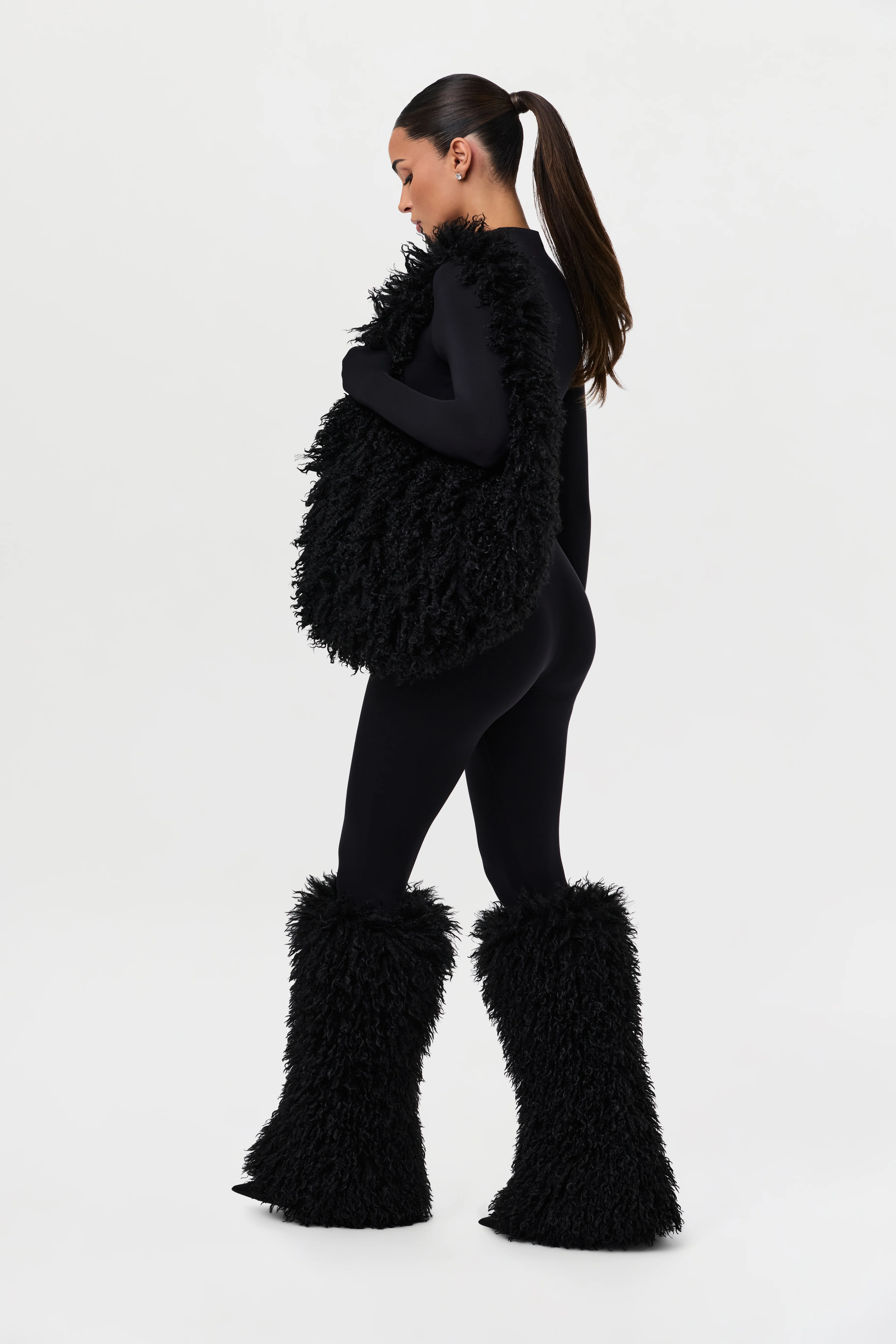 Faux Fur Plush Shoulder Bag - Image 10