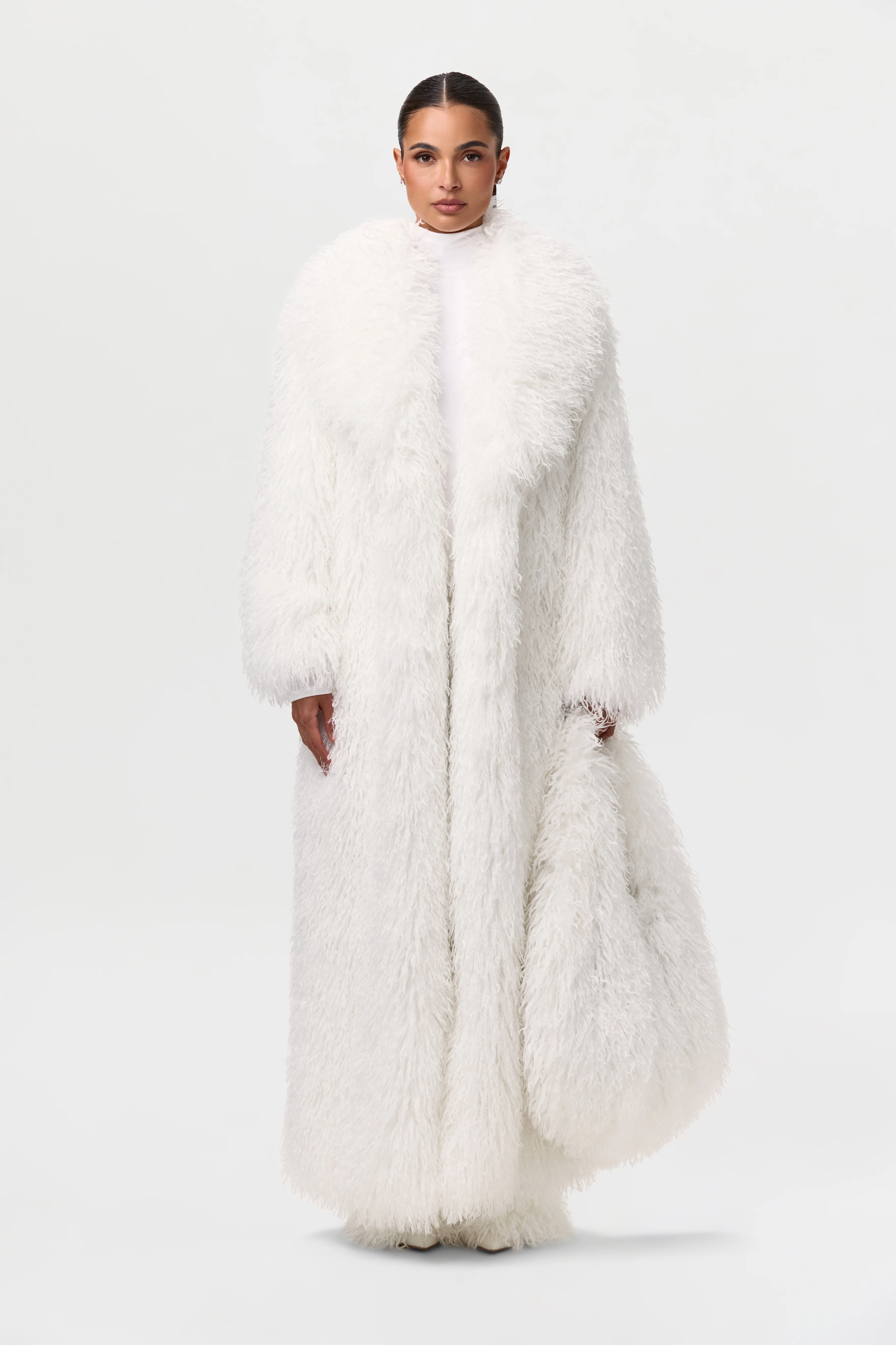 Faux Fur Plush Shoulder Bag - Image 18