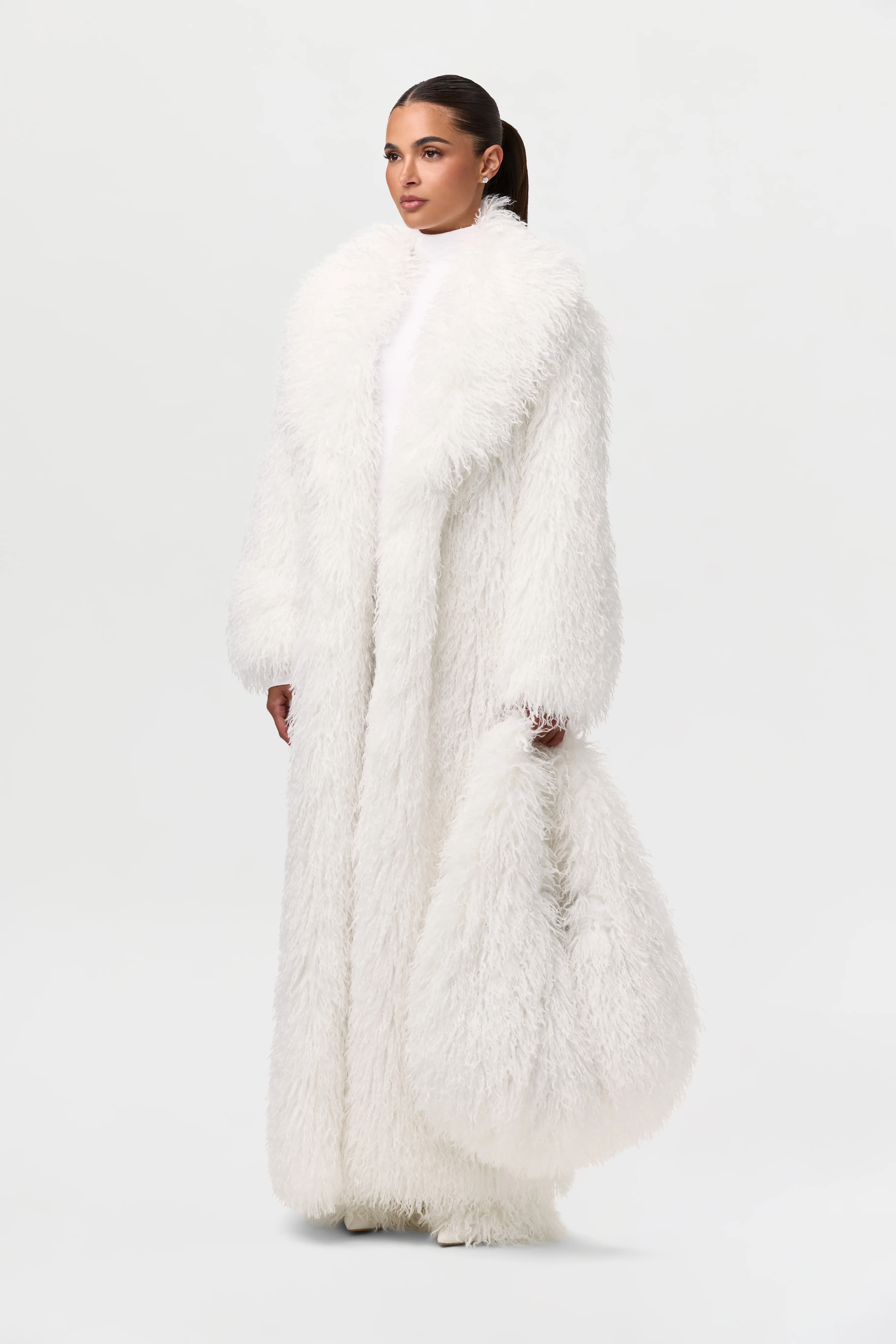 Faux Fur Plush Shoulder Bag - Image 19