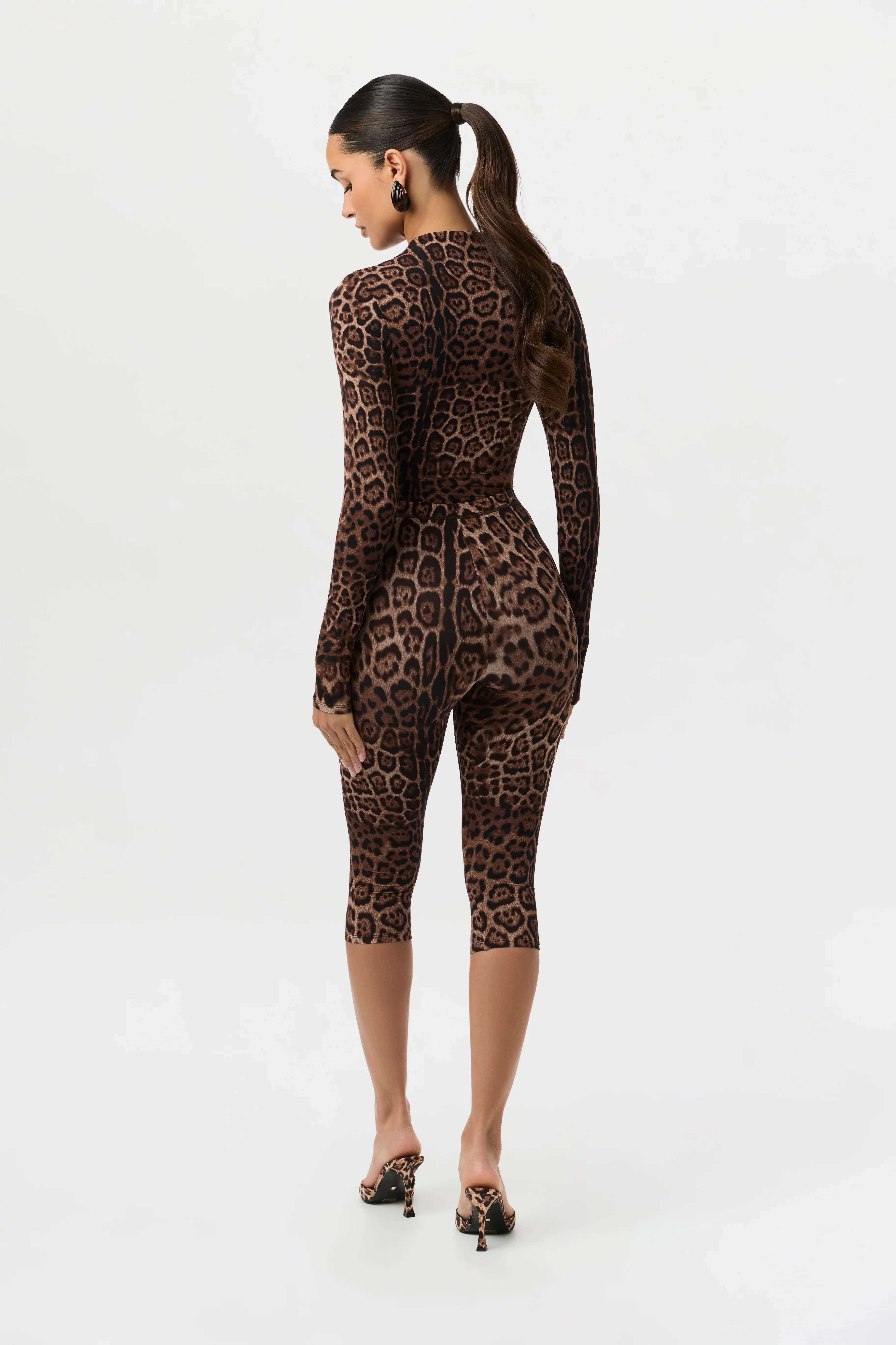 Naked Print Capri Leggings - Image 17