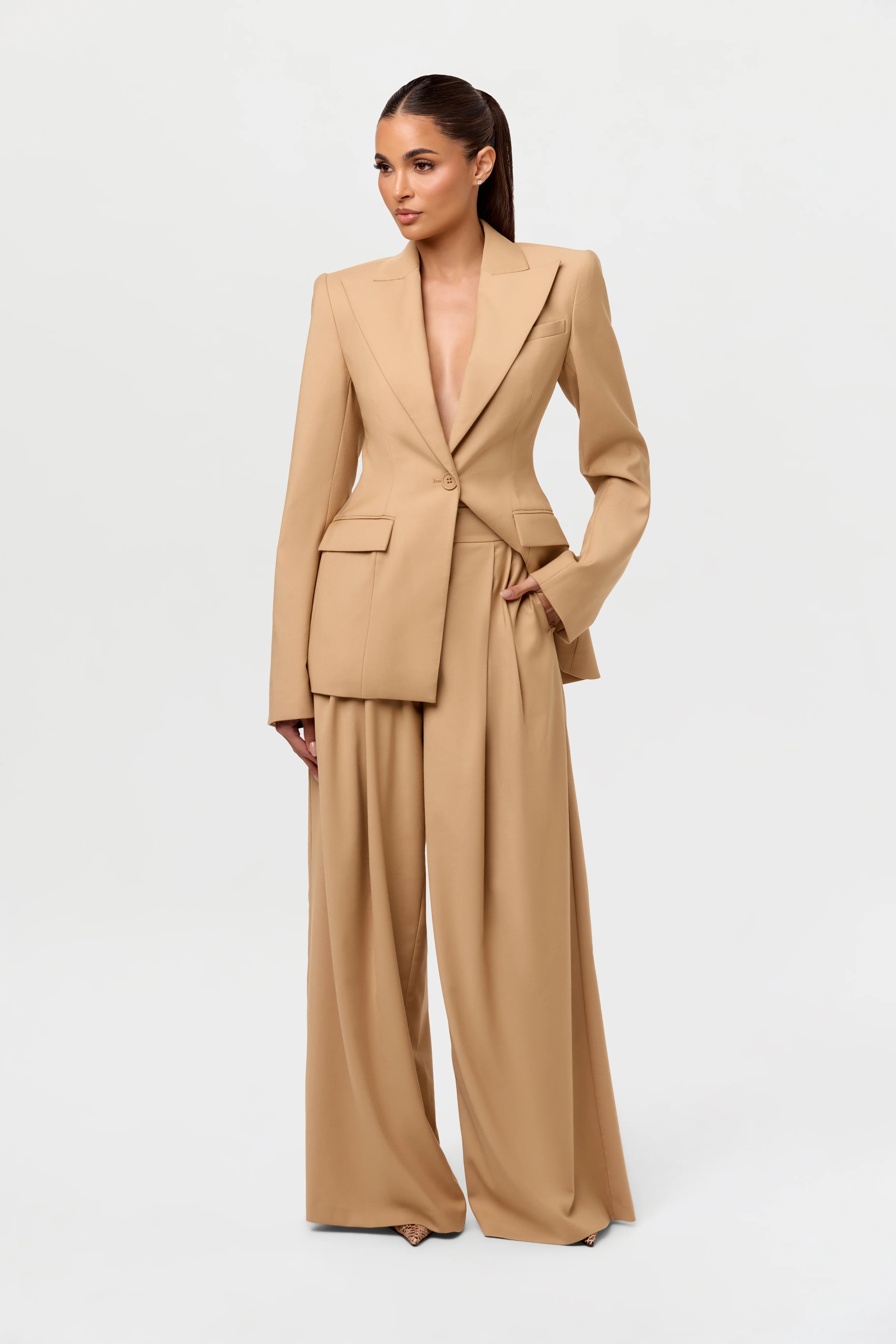 Suiting Pleated Wide-Leg Pant - Image 27