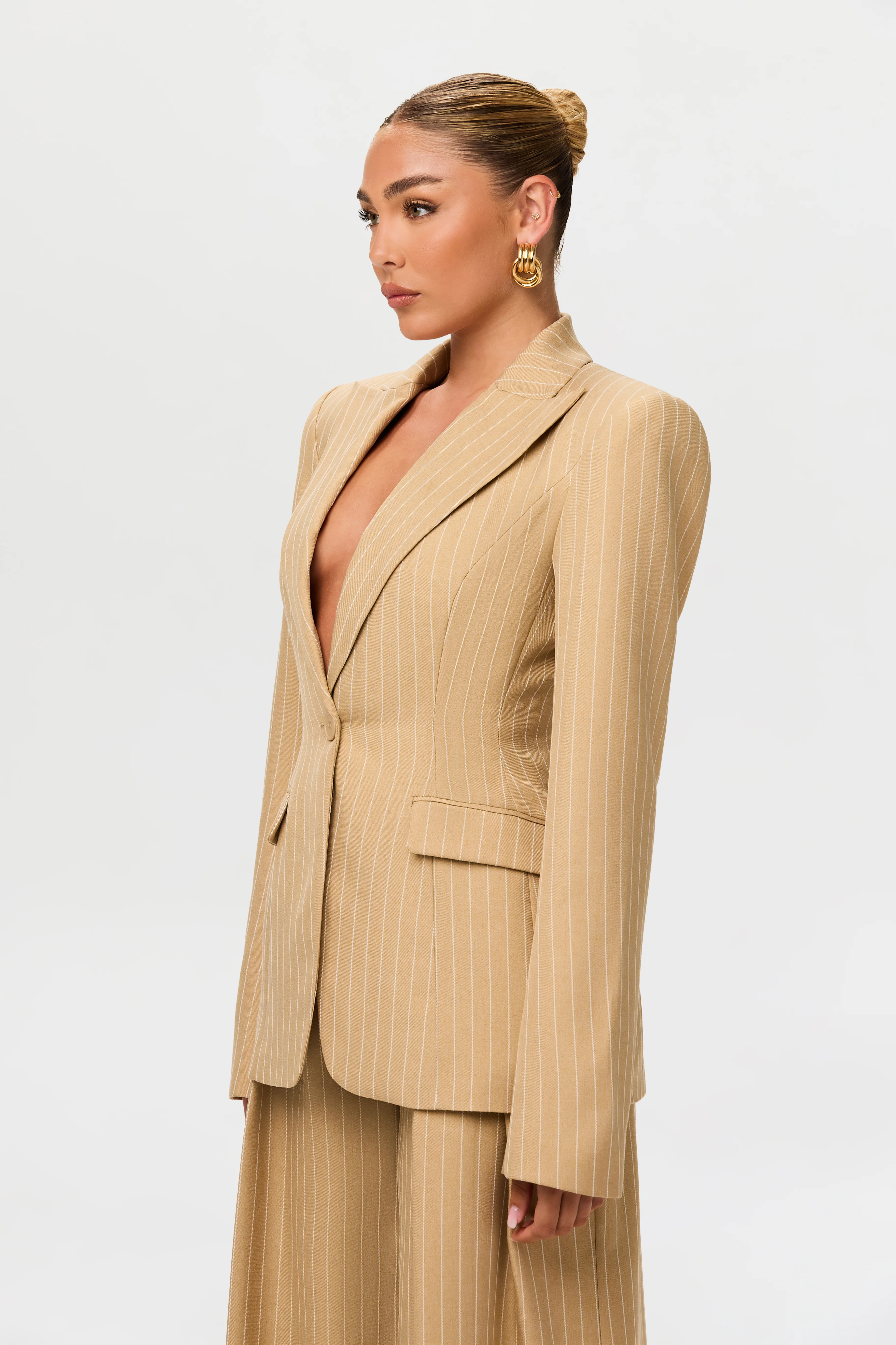 Pinstripe Suited Blazer - Image 26
