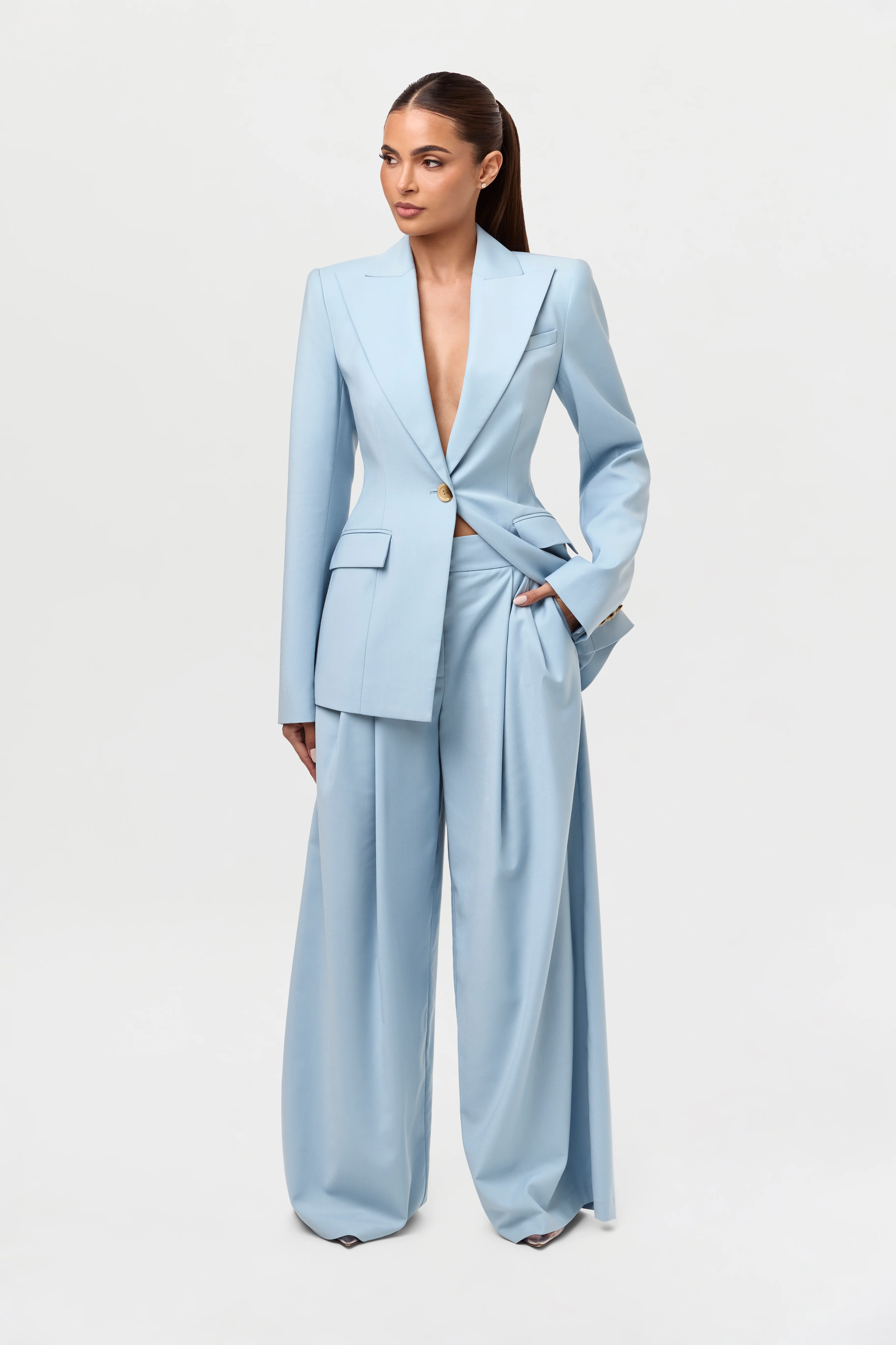 Power Shoulder Fitted Suit Blazer - Image 21