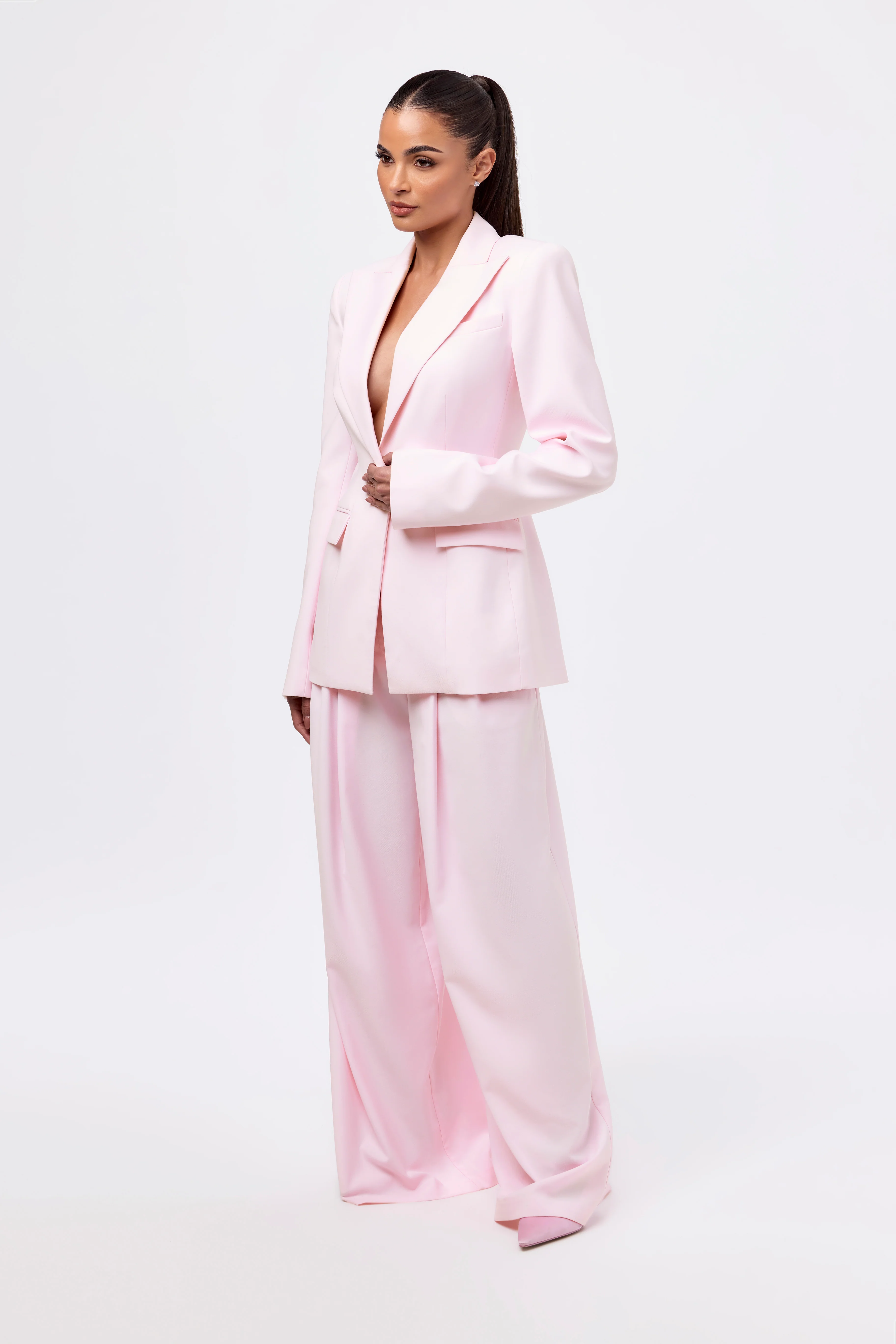 Power Shoulder Fitted Suit Blazer - Image 32
