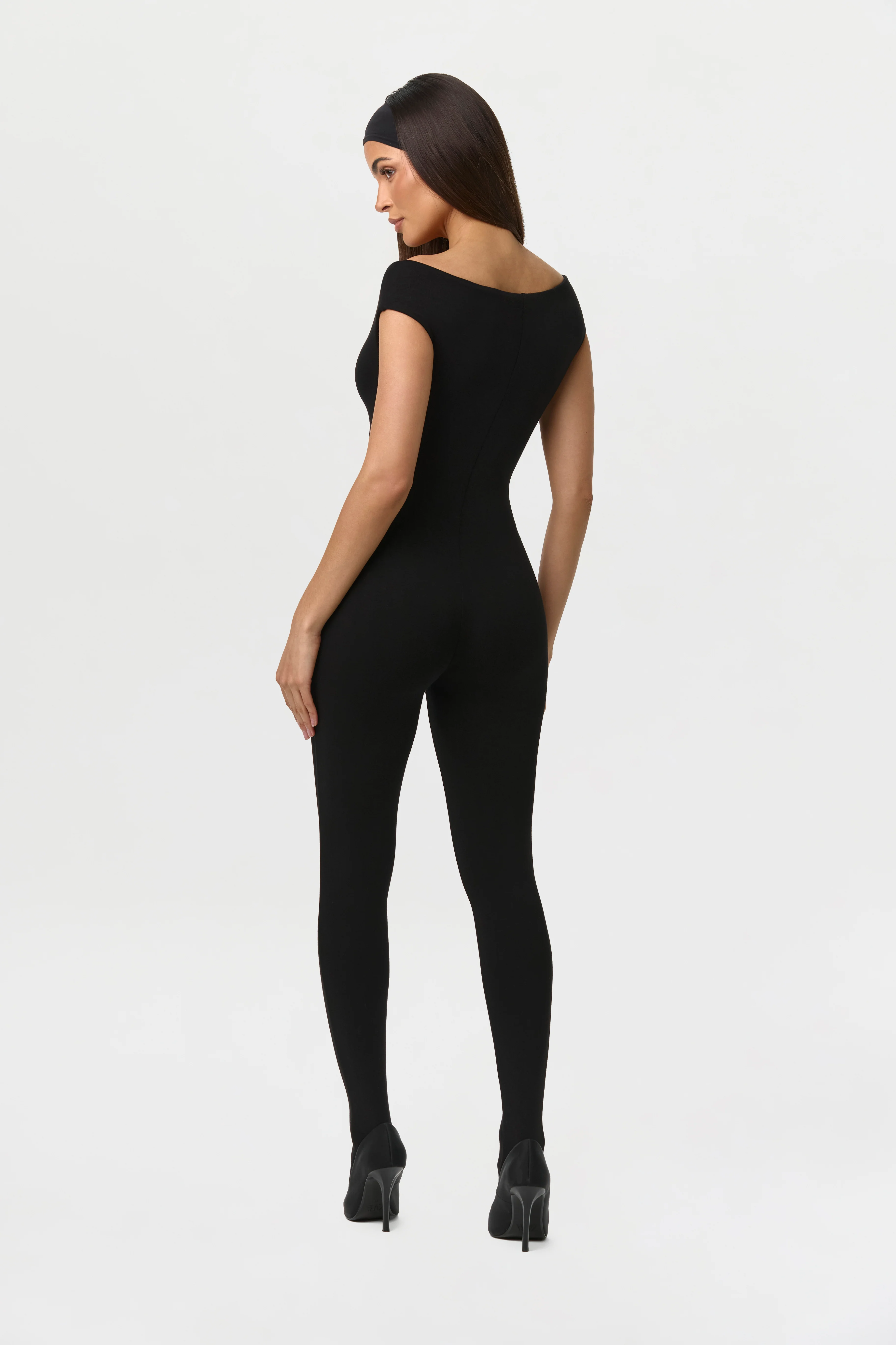 Smooth Off-Shoulder Jumpsuit Petite - Image 4
