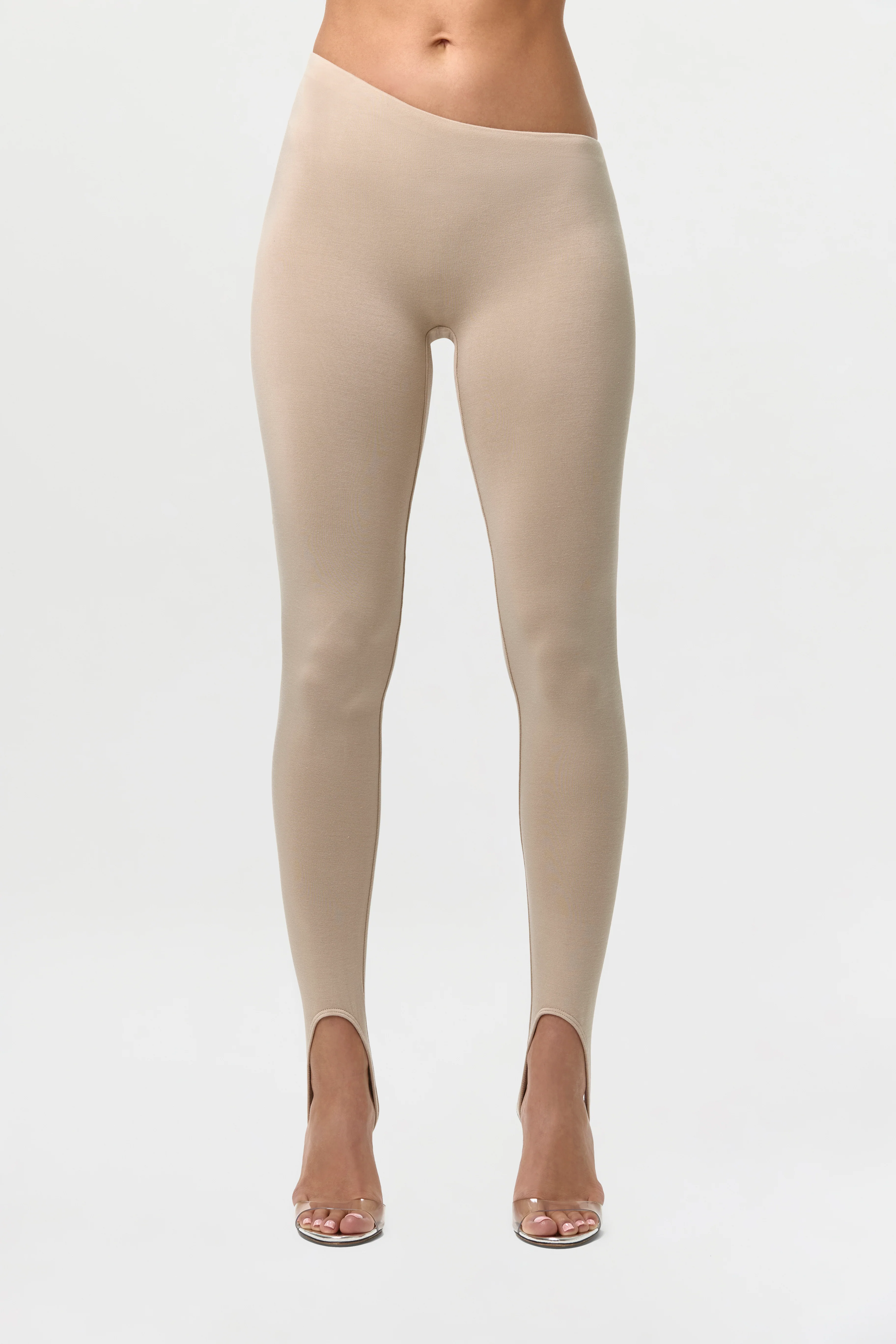 Smooth Asymmetric Stirrup Legging - Image 8