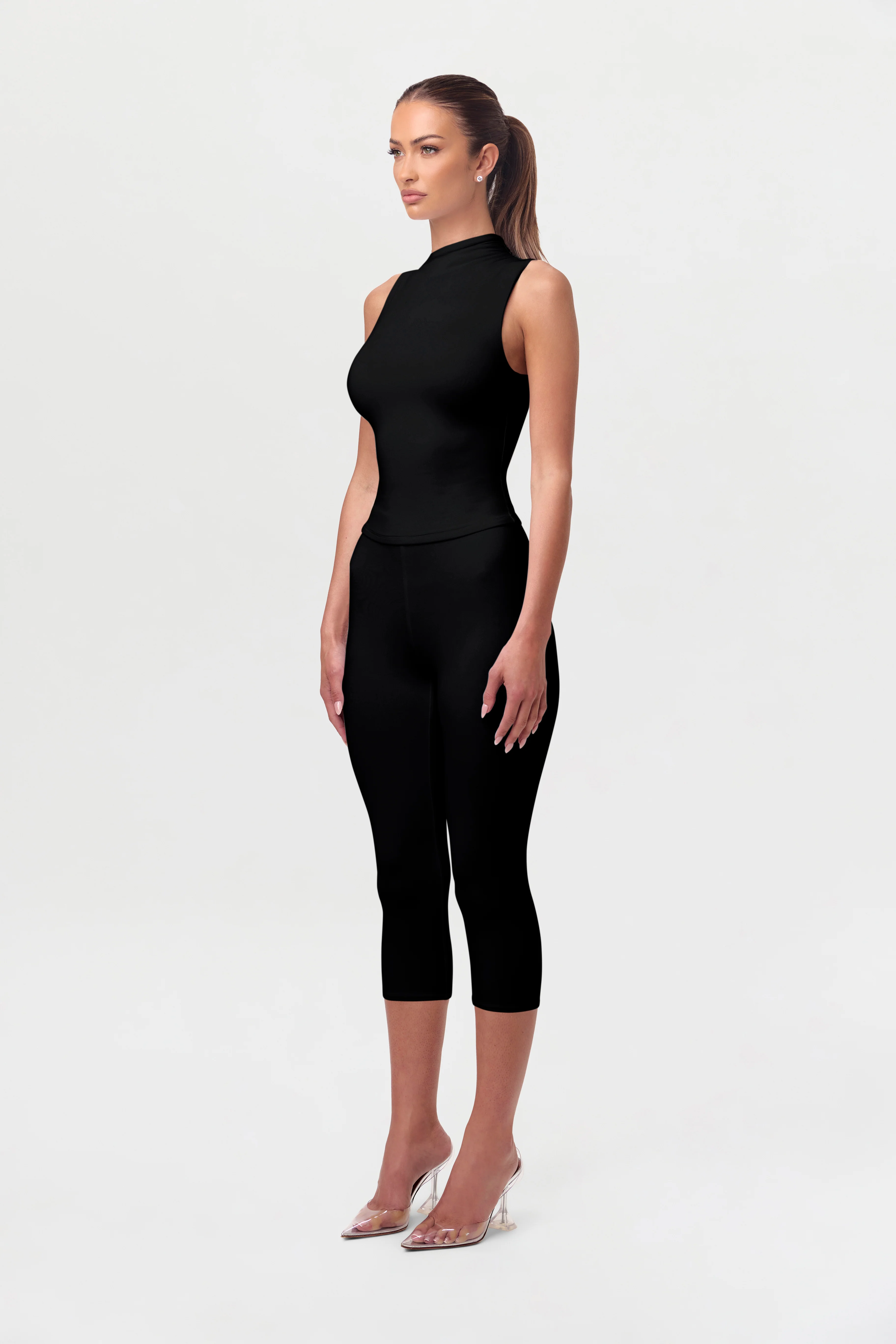 Smooth Sleeveless Top - Image 4
