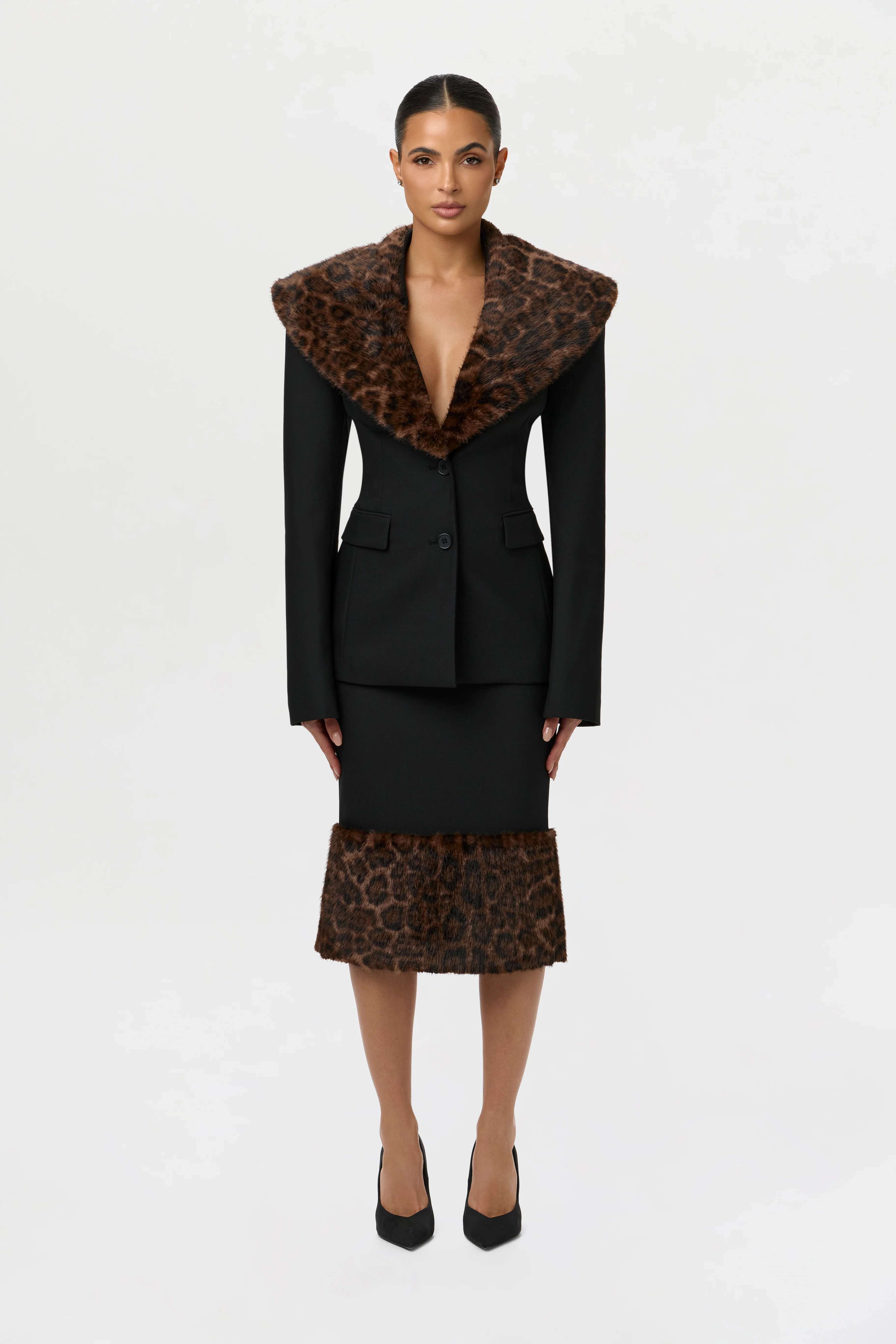 Suiting Jacket with Fur Collar - Image 4