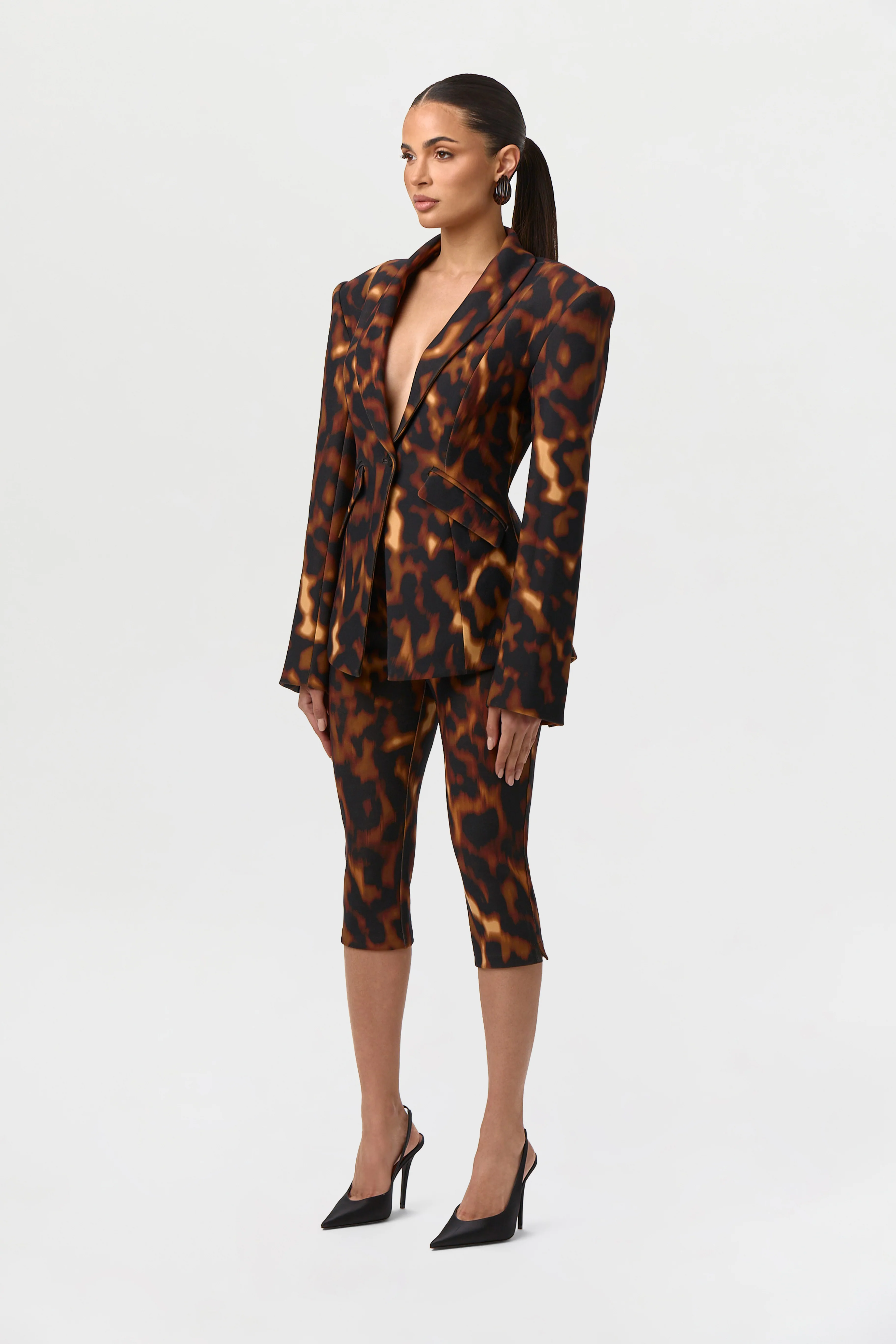 Suiting Tortoise Sculpted Blazer - Image 4