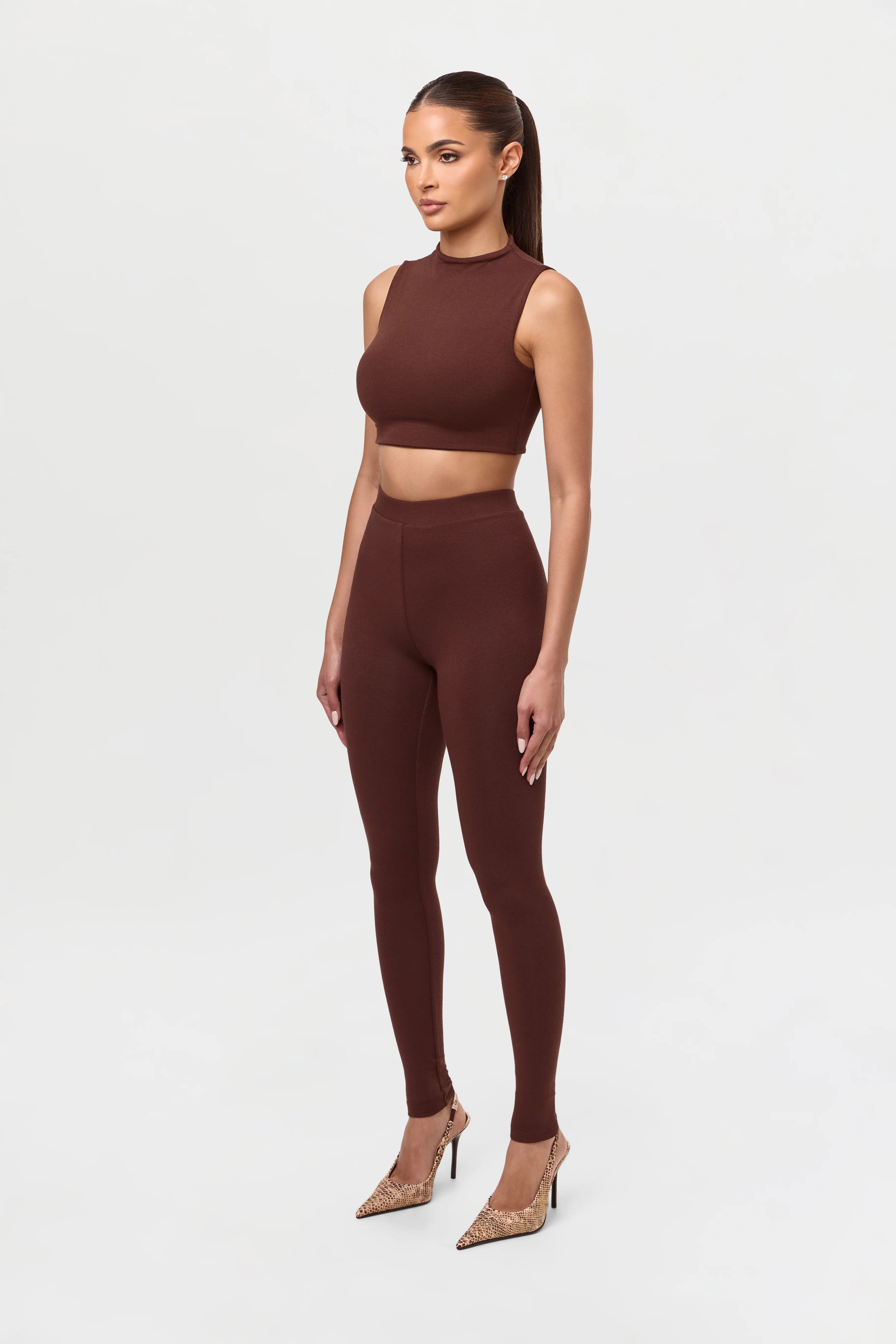 NW Sleeveless Crop Top - Image 3